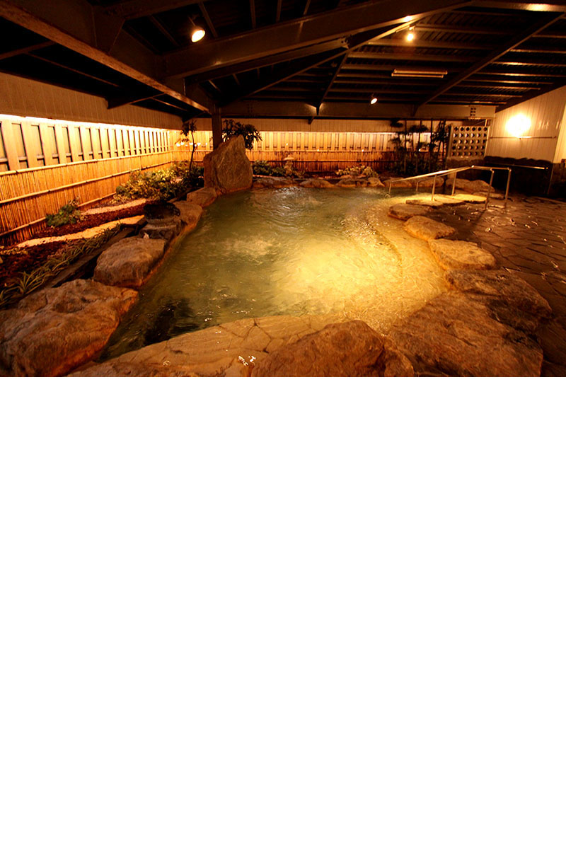 大浴場更衣室緊急工事に関するご案内