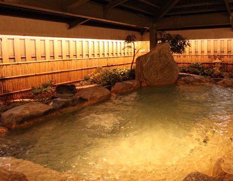 Mahaina Large Communal Baths